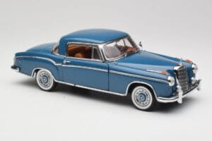 Mercedes 220 SE W128 Sinine Sun Star 1:18 3561 Metall - pilt 6/8