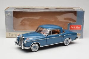 Mercedes 220 SE W128 Sinine Sun Star 1:18 3561 Metall - pilt 8/8