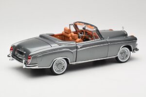 Mercedes 220 SE W128 Kabriolett Grey Metallic Sun Star 1:18 3352-M1 Metall - pilt 3/8