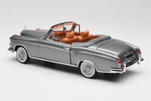 Mercedes 220 SE W128 Kabriolett Grey Metallic Sun Star 1:18 3352-M1 Metall - pilt 7/8