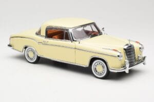 Mercedes 220 SE W128 Coupe Beež Sun Star 1:18 3562 Metall - pilt 6/8