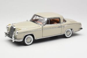 Mercedes 220 SE W128 Coupe Helehall Sun Star 1:18 3568 Metall