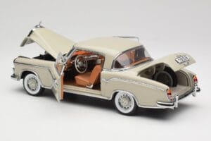 Mercedes 220 SE W128 Coupe Helehall Sun Star 1:18 3568 Metall - pilt 5/8