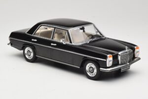 Mercedes 220D W115 Must MCG 1:18 MCG18117 Metall - pilt 4/6