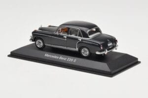 Mercedes 220S W180 Helehall Minichamps 1:43 B66040534 Metall - pilt 3/4