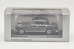 Mercedes 220S W180 Helehall Minichamps 1:43 B66040534 Metall - pilt 4/4