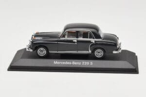 Mercedes 220S W180 Helehall Minichamps 1:43 B66040534 Metall