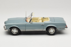 Mercedes 230 SL W113 Horizon Blue Norev 1:18 183992 Metall - pilt 4/9