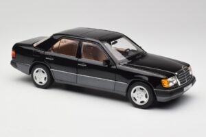 Mercedes 230E W124 AMG Wheels Must Piiratud Väljaanne Norev 1:18 183950 Metall - pilt 6/12