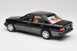Mercedes 230E W124 AMG Wheels Must Piiratud Väljaanne Norev 1:18 183950 Metall - pilt 7/12