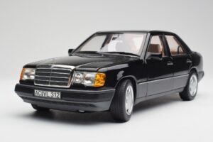 Mercedes 230E W124 AMG Wheels Must Piiratud Väljaanne Norev 1:18 183950 Metall - pilt 9/12