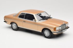 Mercedes 280 CE C123 Kuldne Norev 1:18 183587 Metall - pilt 4/6