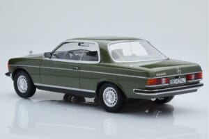 Mercedes 280 CE W123 Coupe Roheline Norev 1:18 183704 Metall - pilt 5/6