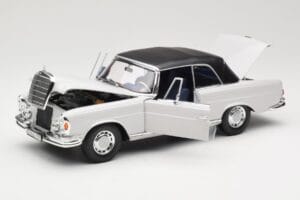 Mercedes 280 SE W111 Kabriolett Helehall Norev 1:18 183530 Metall - pilt 2/8