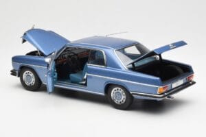 Mercedes 280C/8 W114 Coupe Sinine Metallic AUTOart 1:18 76187 Metall - pilt 5/8