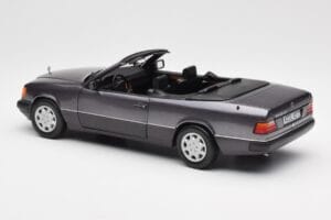 Mercedes 300 CE-24 W124 Kabriolett Lilla Metallic Norev 1:18 183567 Metall - pilt 9/10