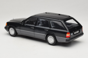 Mercedes 300 D W124 Universaal Must Norev 1:18 183960 Metall - pilt 7/8