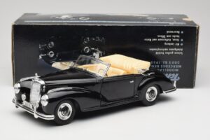 Mercedes 300 S W188 Kabriolett Must Tchibo 1:18 36782 Metall - pilt 8/8