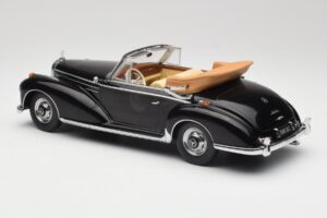 Mercedes 300 SC W188 Kabriolett Must KK-Scale 1:18 KKDC180941 Metall - pilt 5/6