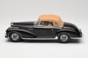 Mercedes 300 SC W188 Kabriolett Softtop Must KK-Scale 1:18 KKDC180943 Metall - pilt 3/6
