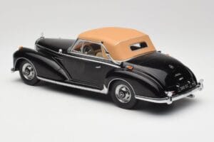 Mercedes 300 SC W188 Kabriolett Softtop Must KK-Scale 1:18 KKDC180943 Metall - pilt 5/6