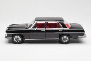 Mercedes 300 SEL 6.3 W109 Must AUTOart 1:18 76140 Metall - pilt 4/8