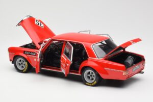 Mercedes 300 SEL 6.8 #35 H. Kelleners Hockenheim 1973 Minichamps 1:18 100713435 Metall - pilt 5/8