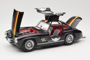 Mercedes 300 SL #38 1954 Bburago 1:18 3015-M1 Metall - pilt 2/8