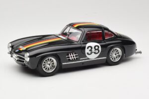 Mercedes 300 SL #38 1954 Bburago 1:18 3015-M1 Metall