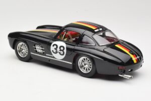 Mercedes 300 SL #38 1954 Bburago 1:18 3015-M1 Metall - pilt 7/8