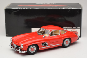 Mercedes 300 SL Gullwing Punane Minichamps 1:18 180039001 Metall - pilt 8/8