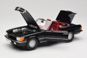 Mercedes 300 SL R107 Must Norev 1:18 183511 Metall - pilt 2/8