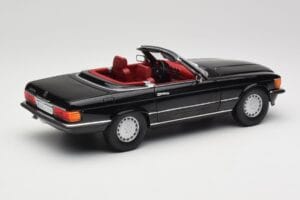 Mercedes 300 SL R107 Must Norev 1:18 183511 Metall - pilt 3/8