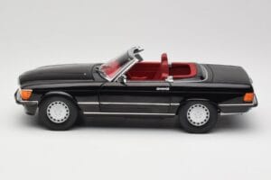 Mercedes 300 SL R107 Must Norev 1:18 183511 Metall - pilt 4/8