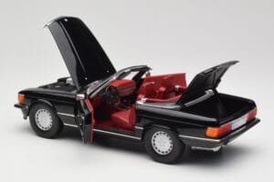 Mercedes 300 SL R107 Must Norev 1:18 183511 Metall - pilt 5/8
