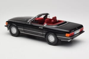 Mercedes 300 SL R107 Must Norev 1:18 183511 Metall - pilt 7/8