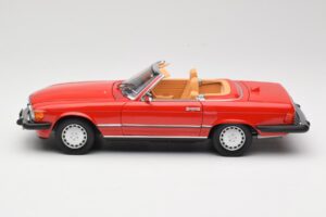 Mercedes 300 SL R107 Punane Norev 1:18 B66040623 Metall - pilt 4/8