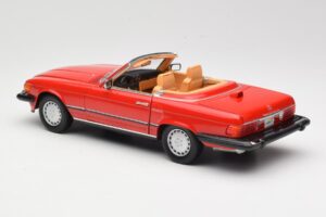 Mercedes 300 SL R107 Punane Norev 1:18 B66040623 Metall - pilt 7/8