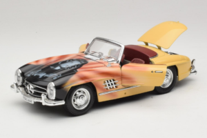 Mercedes 300 SL Roadster Rosemarie Muster Piiratud Väljaanne 18/27 Bburago 1:18 3023-M1 Metall - pilt 2/8