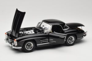 Mercedes 300 SL W198 Roadster With Hardtop Must Minichamps 1:18 180039040 Metall - pilt 2/8