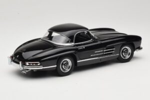 Mercedes 300 SL W198 Roadster With Hardtop Must Minichamps 1:18 180039040 Metall - pilt 3/8