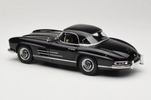 Mercedes 300 SL W198 Roadster With Hardtop Must Minichamps 1:18 180039040 Metall - pilt 7/8
