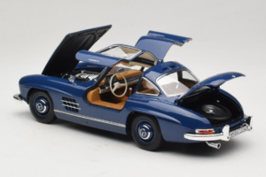 Mercedes 300 SL W198 Sinine Norev 1:18 183852 Metall - pilt 5/8