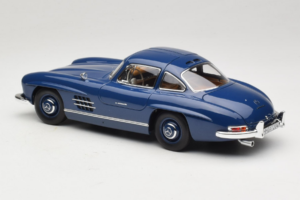 Mercedes 300 SL W198 Sinine Norev 1:18 183852 Metall - pilt 7/8