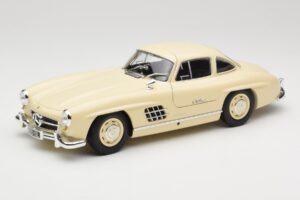 Mercedes 300 SL W198 Kreemjas Minichamps 1:18 110037212 Metall