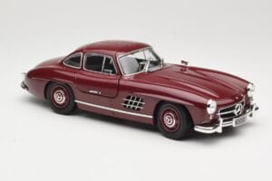 Mercedes 300 SL W198 Gullwing Tumepunane Minichamps 1:18 110037218 Metall - pilt 6/8