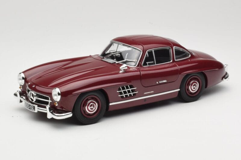Mercedes 300 SL W198 Gullwing Tumepunane Minichamps 1:18 110037218 Metall