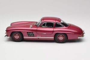 Mercedes 300 SL W198 Tulipunane Minichamps 1:18 180039008 Metall - pilt 4/8