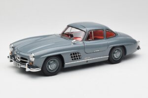 Mercedes 300 SL W198 Graphite Hall Minichamps 1:18 180039005 Metall