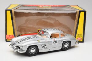Mercedes 300 SL W198 #295 1954 Bburago 1:18 32813 Metall - pilt 8/8